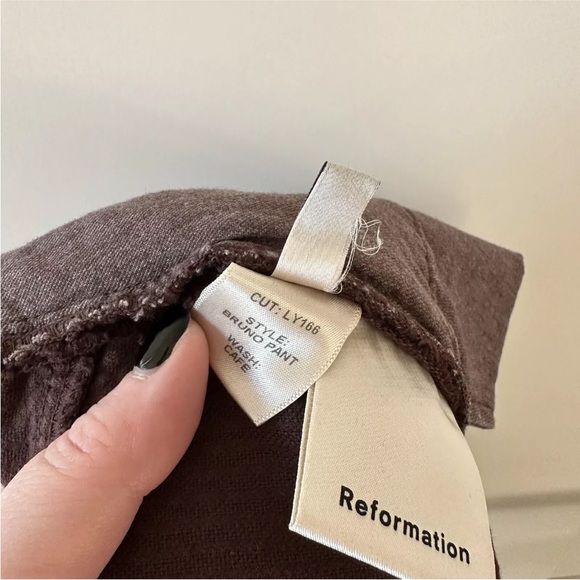 Reformation • Brown Cafe Bruno Corduroy Pants - Picture 8 of 8